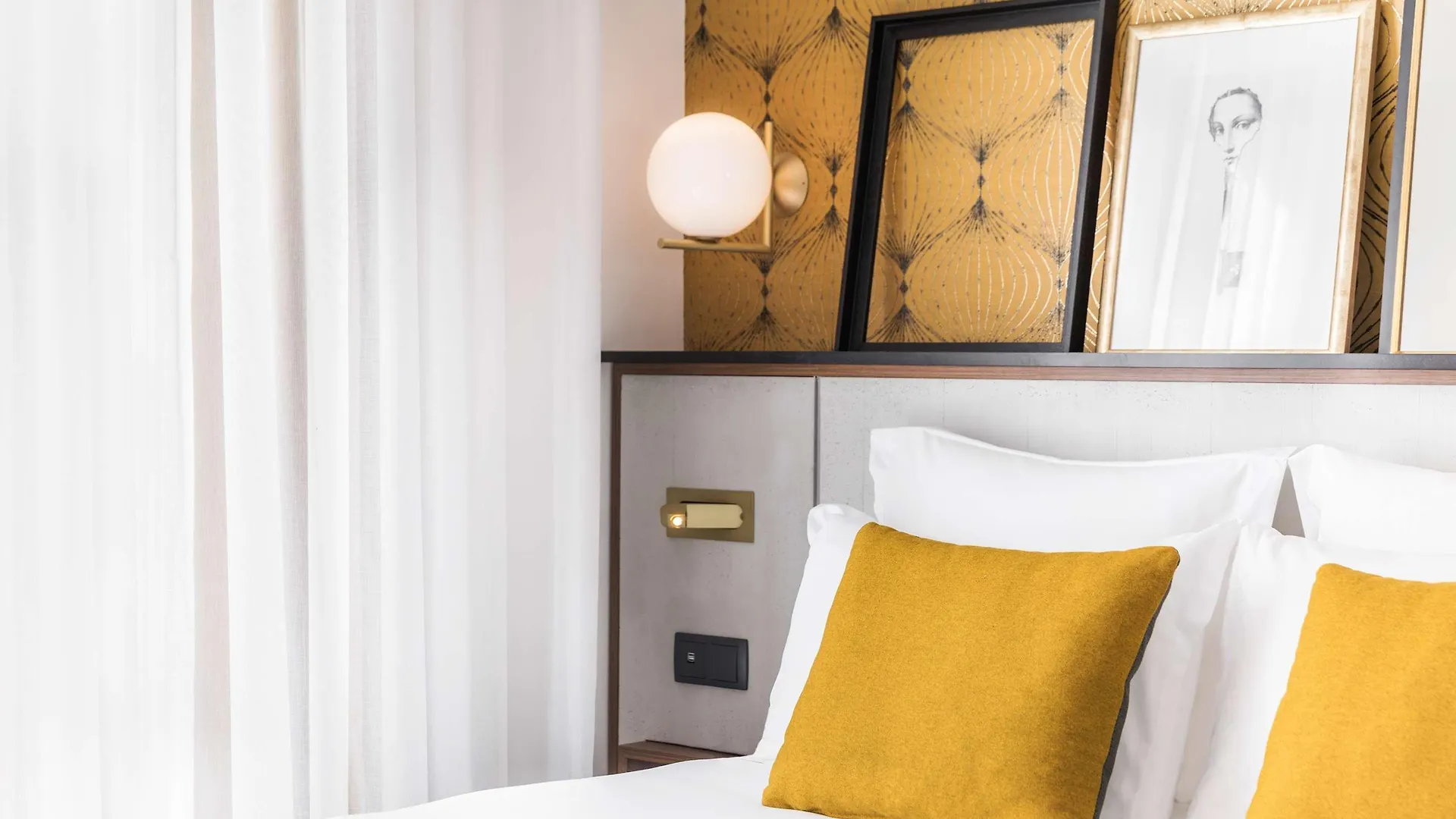 Western La Demeure Hotel 4*