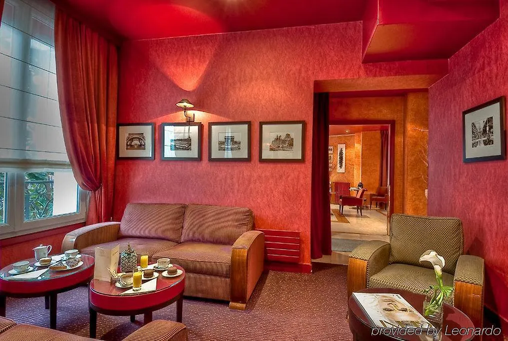 Western La Demeure Hotel