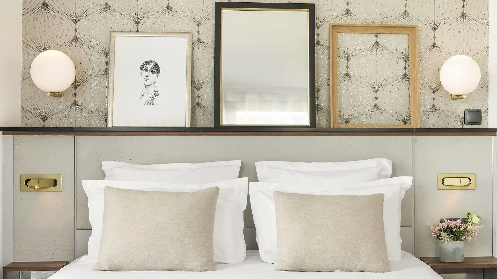 Western La Demeure Hotel